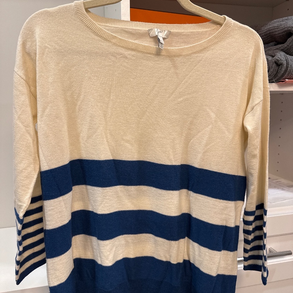 Joie sweater